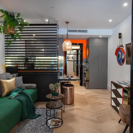 Apartament 'hedonist' *