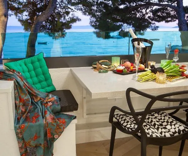 'hedonist' Makarska